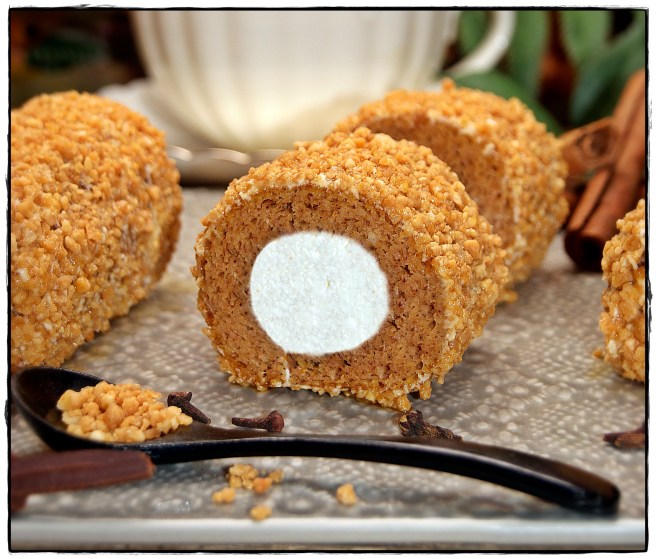 ROLLITOS DE CALABAZA RELLENOS DE MOUSS DE QUESO.JPG