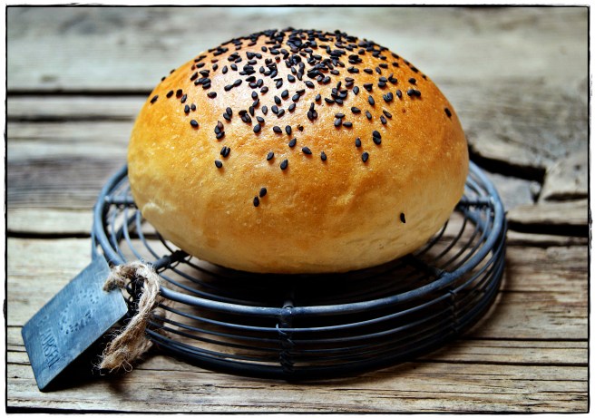 PAN DE HAMBURGUESA 2.JPG