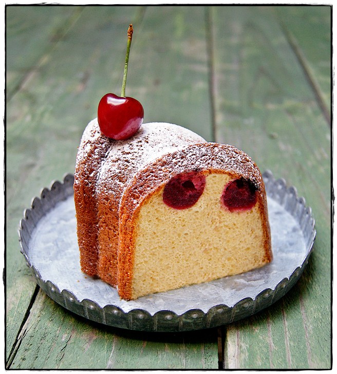 bizcocho de cereza 2.JPG