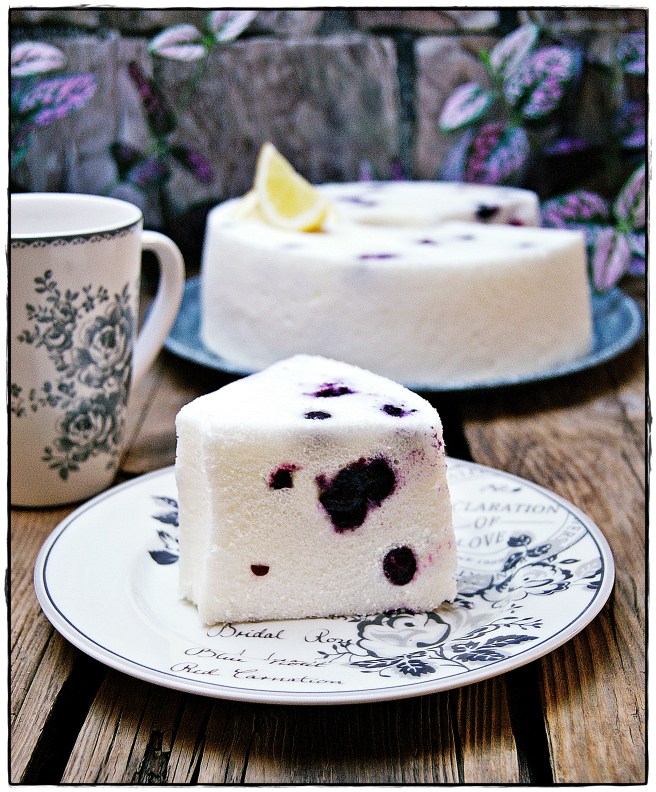 angel food cake de arandanos 3.3.JPG