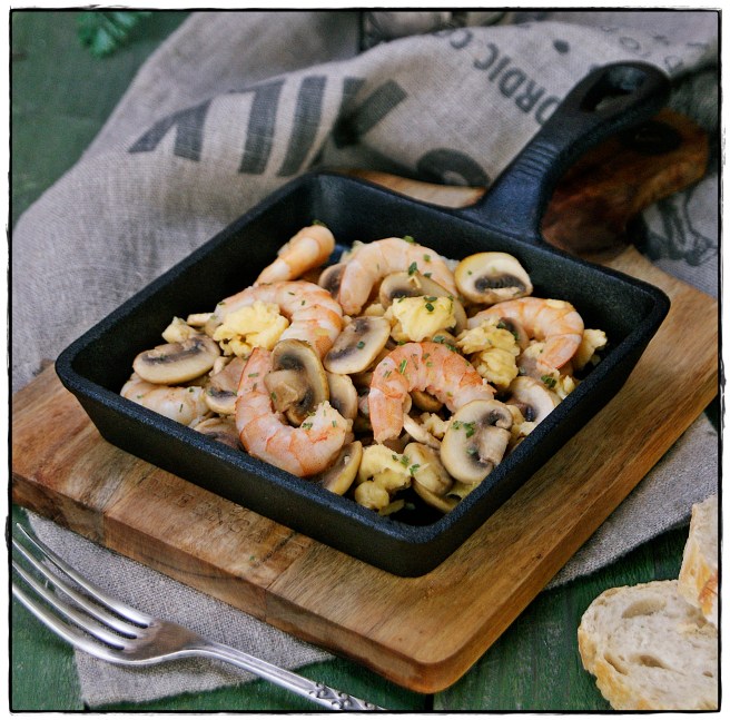 revuelto de gambas y champiñones 6.JPG