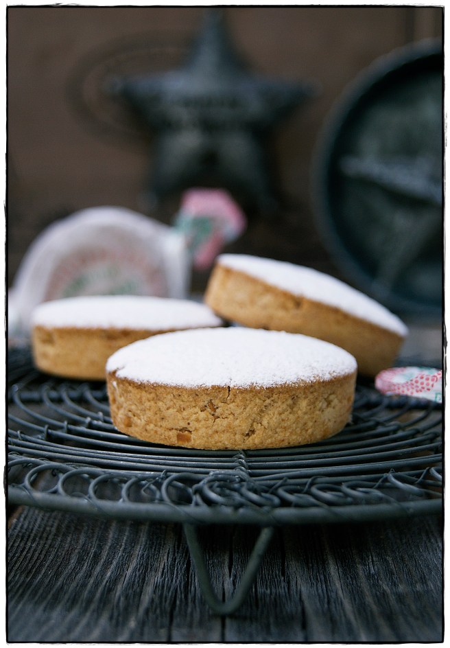 MANTECADOS DE ALMENDRA 3.JPG