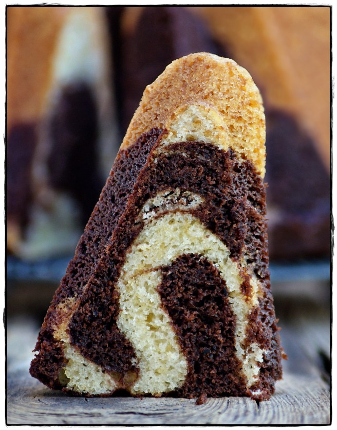 BUDNT CAKE BICOLOR CON NUTELLA 9.JPG